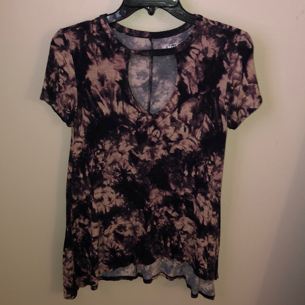 Short sleeve shirt